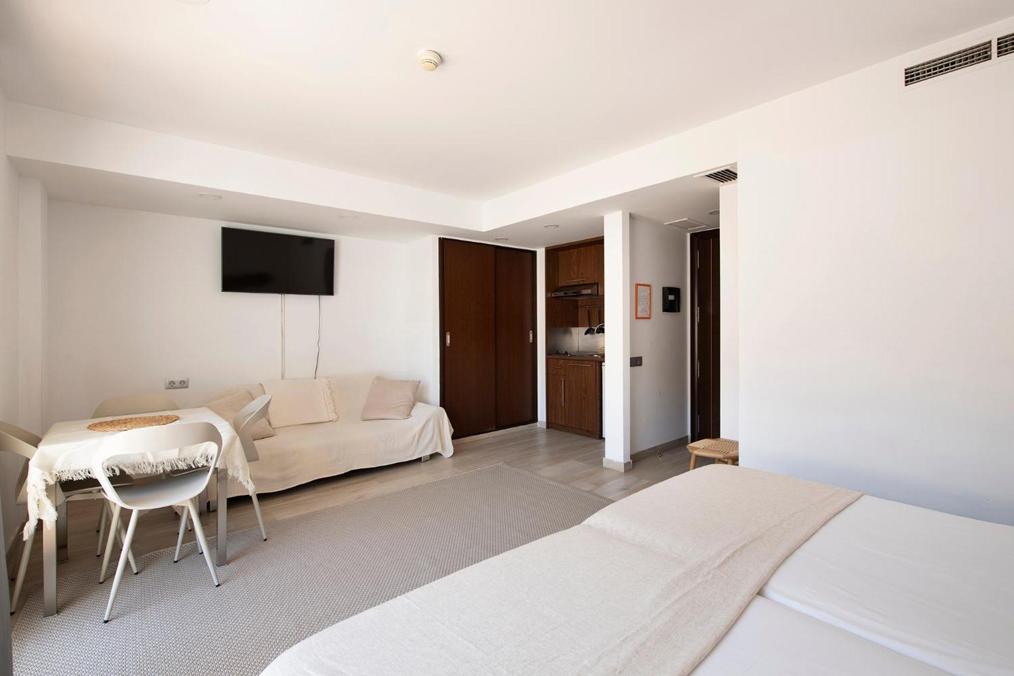 Aparthotel Centric Castelldefels Eksteriør billede
