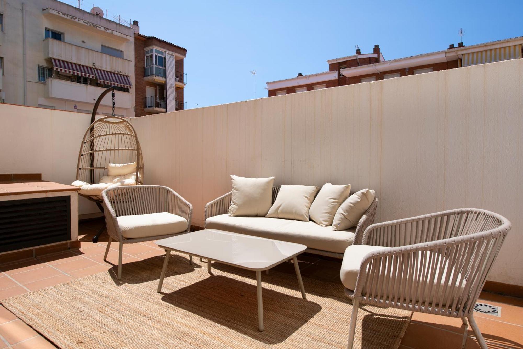 Aparthotel Centric Castelldefels Eksteriør billede