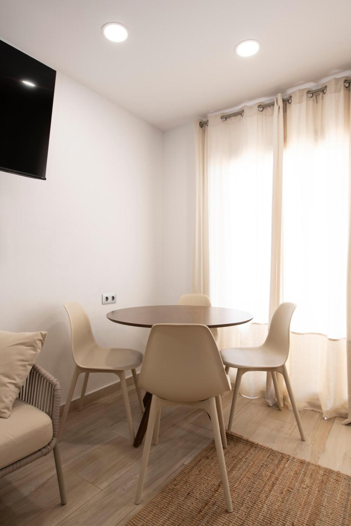 Aparthotel Centric Castelldefels Eksteriør billede
