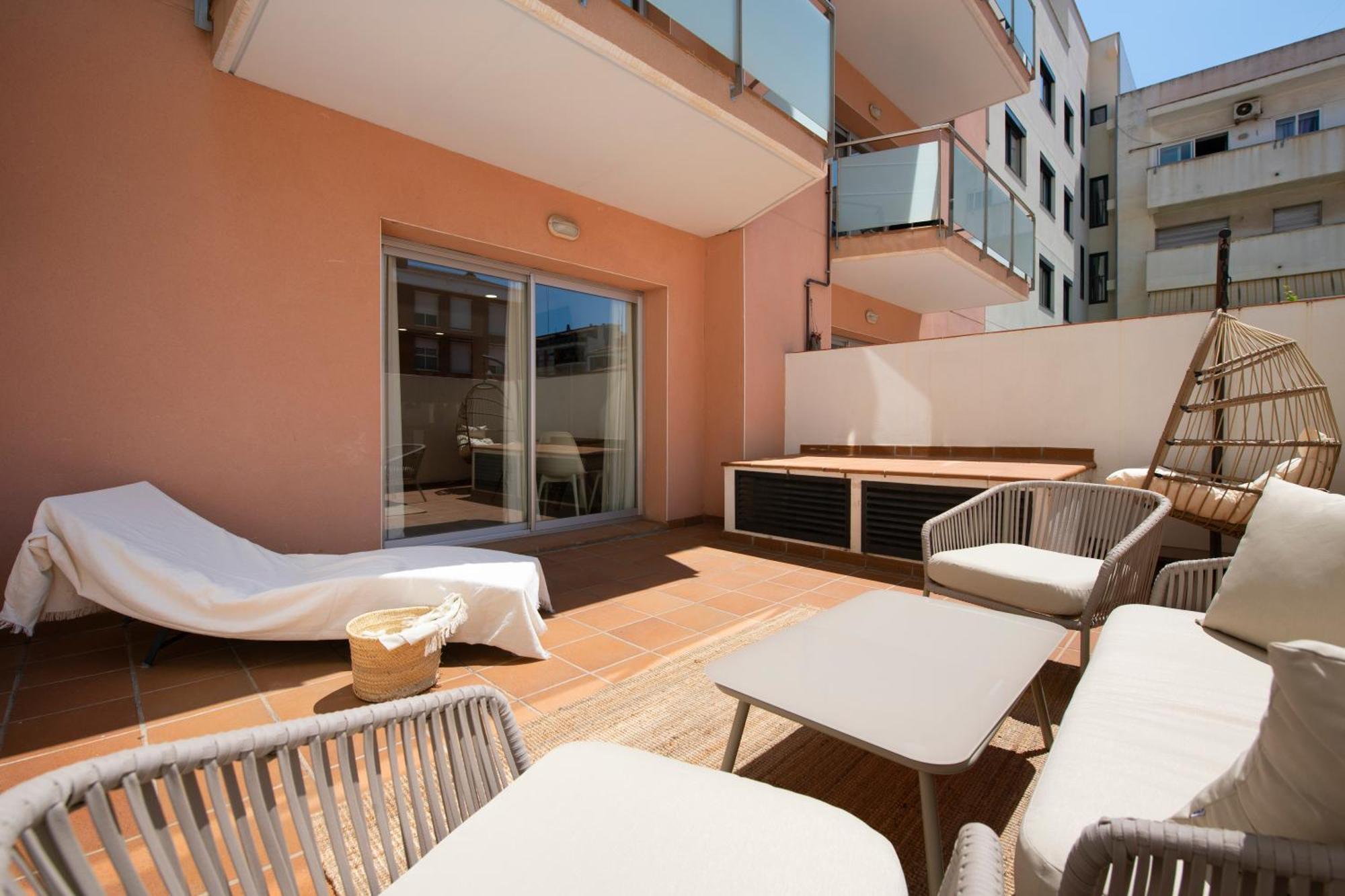 Aparthotel Centric Castelldefels Eksteriør billede