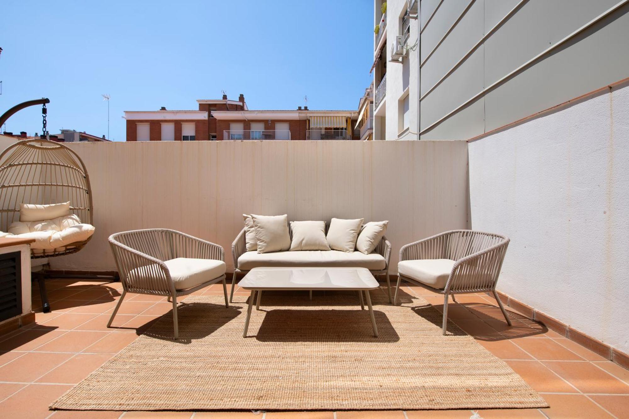 Aparthotel Centric Castelldefels Eksteriør billede