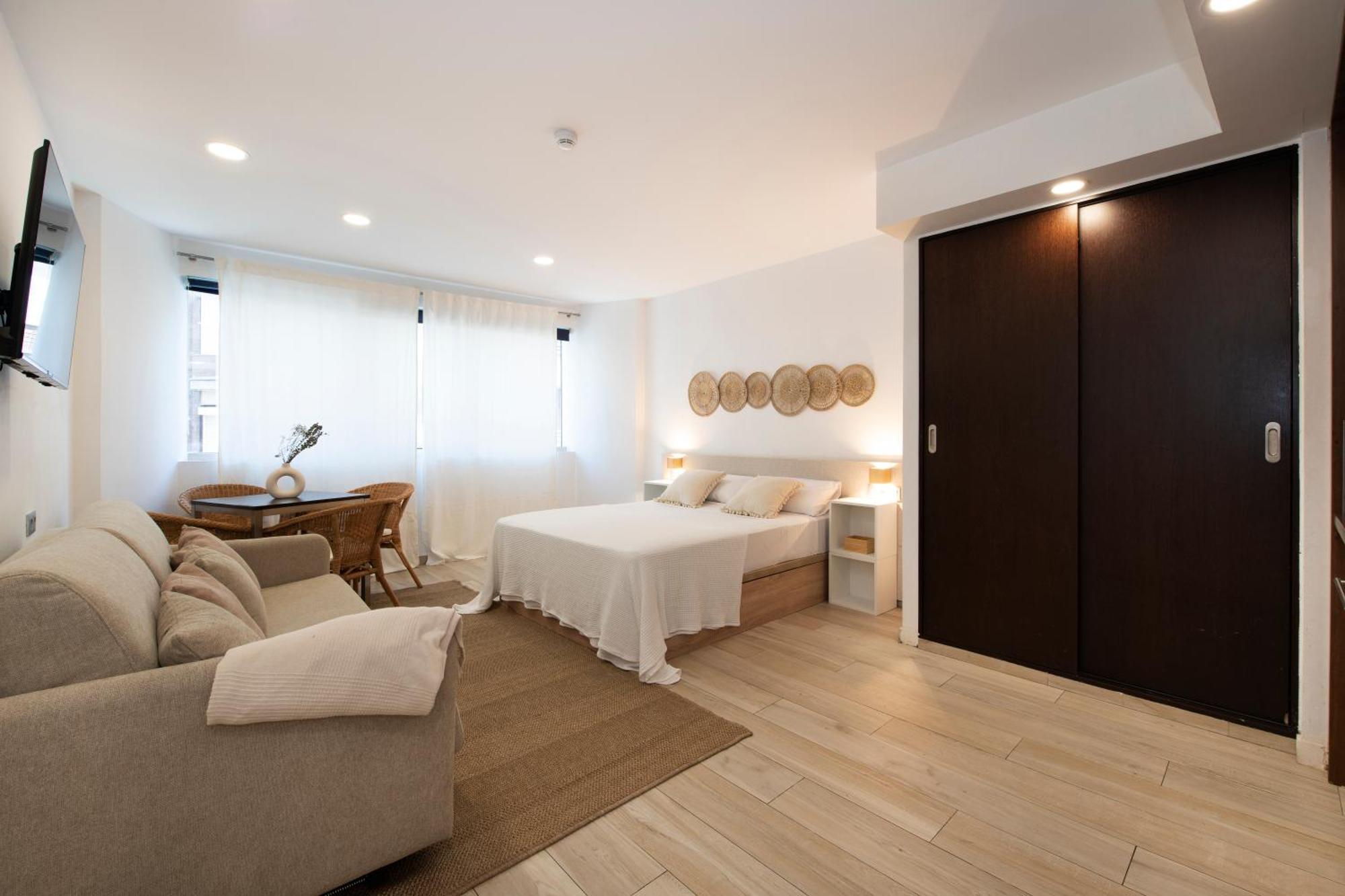 Aparthotel Centric Castelldefels Eksteriør billede