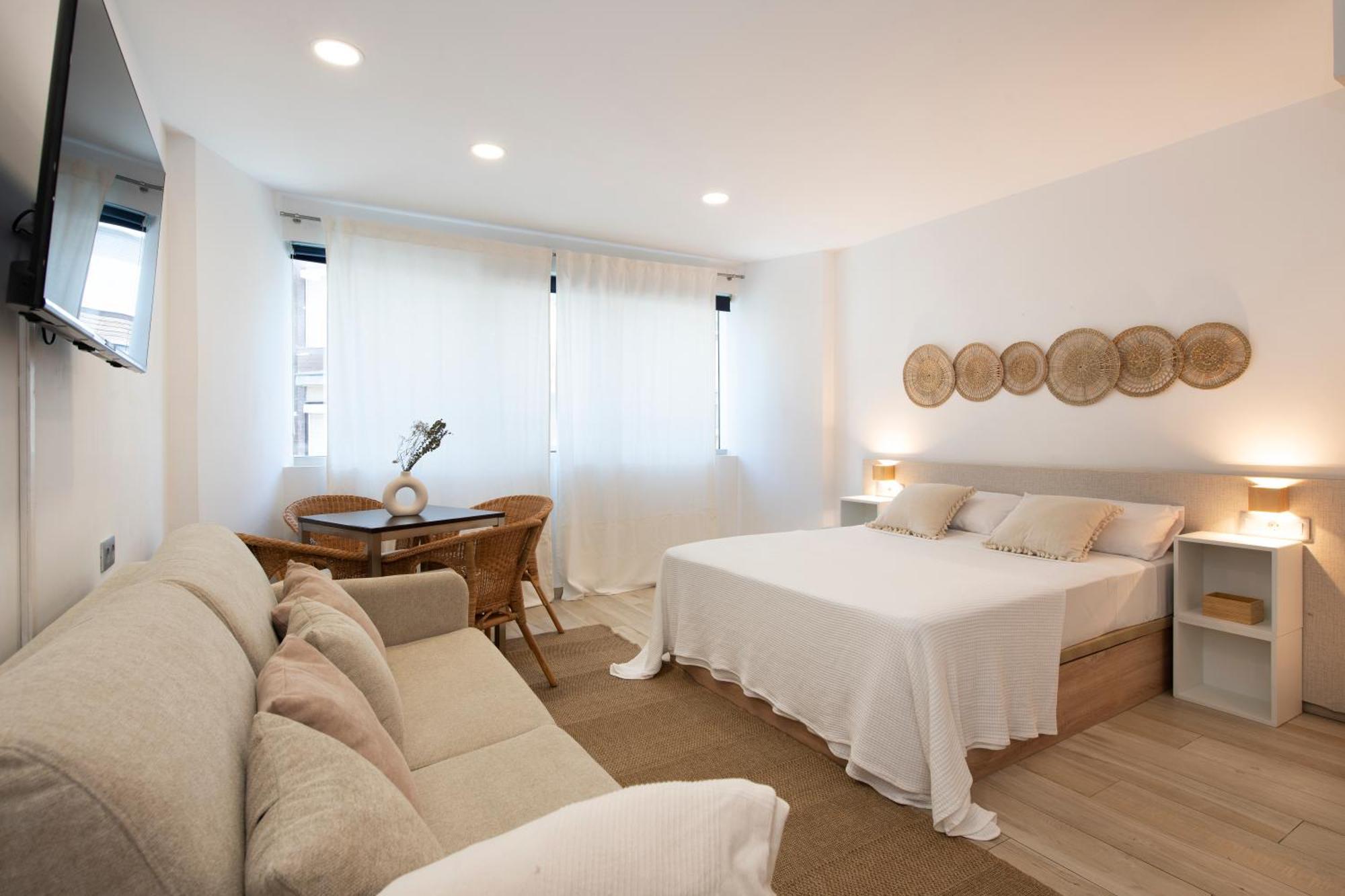 Aparthotel Centric Castelldefels Eksteriør billede