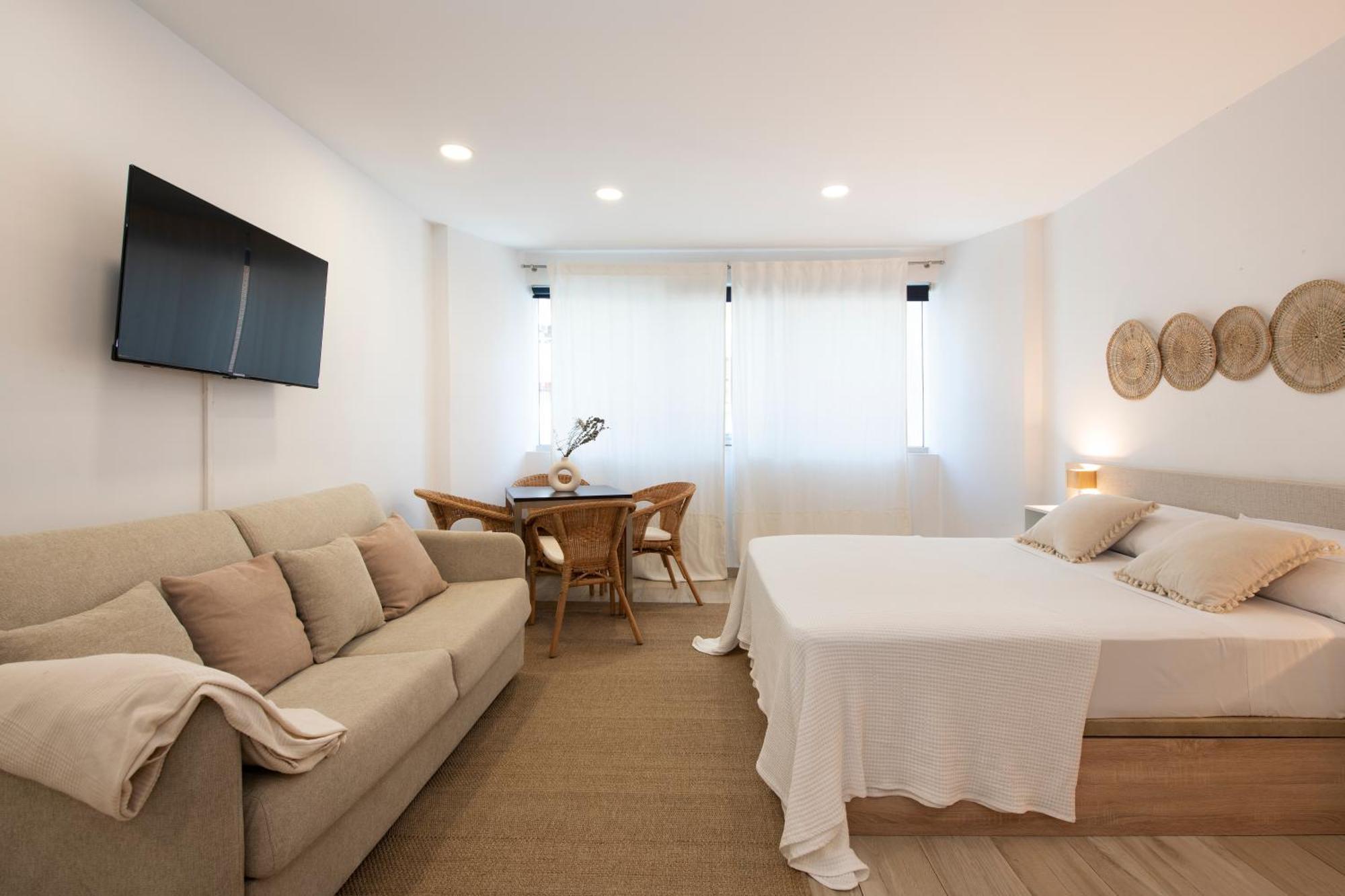 Aparthotel Centric Castelldefels Eksteriør billede